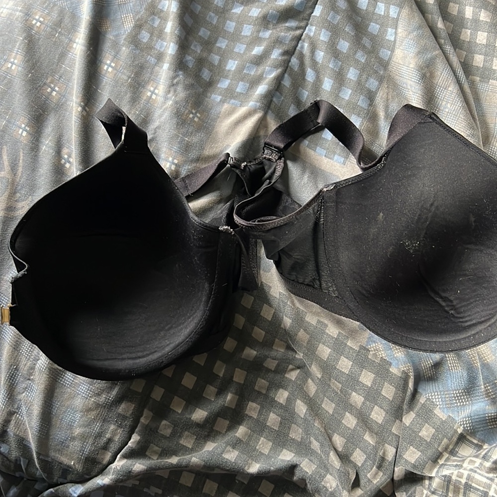 38DDD - Picture 2 of 3
